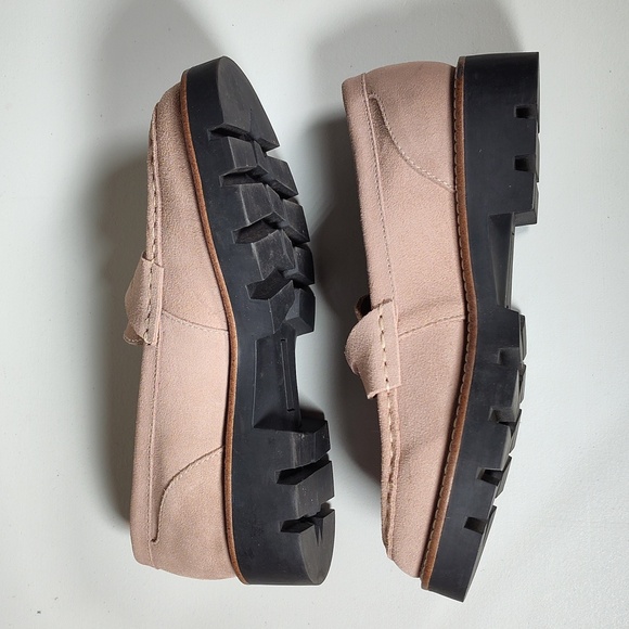 House of Harlow Gunner taupe leather platform penny loafers 8 - Picture 7 of 11